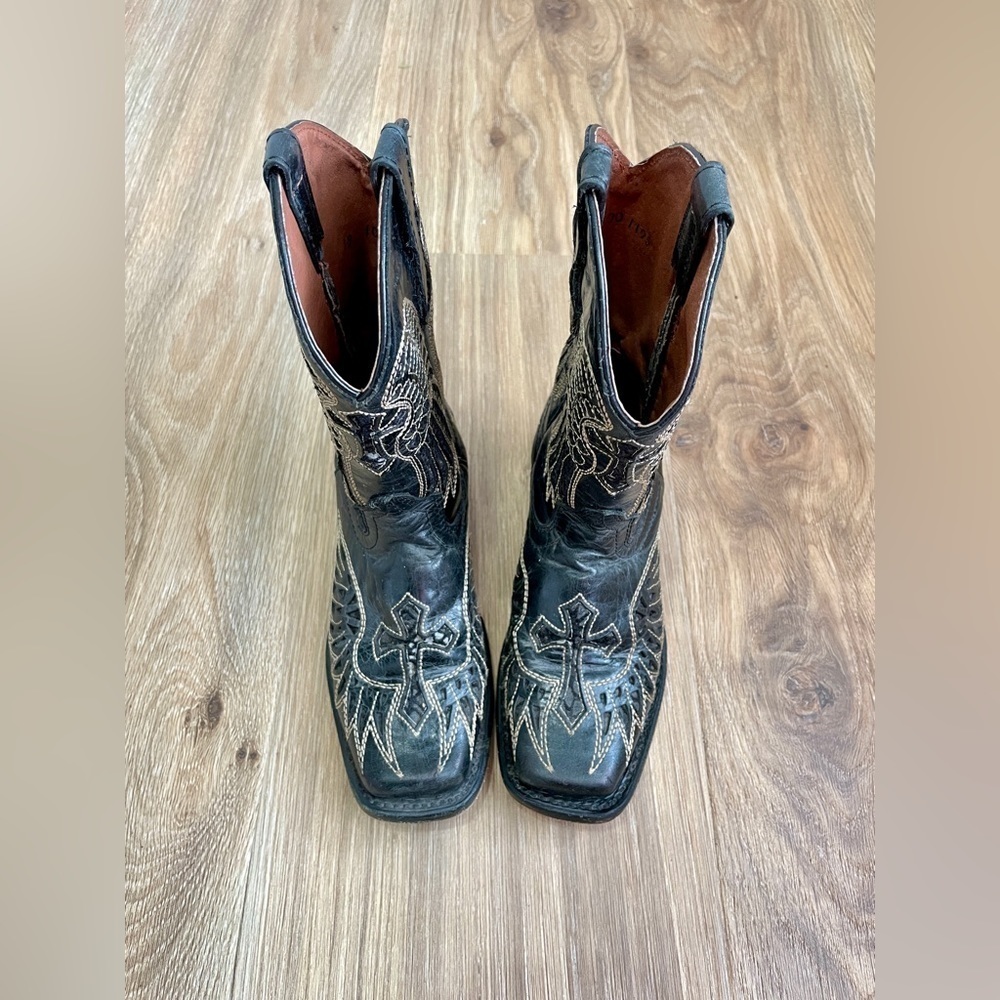 Innovation Pointed Toe Angel Wings Boots Size 12 EUC